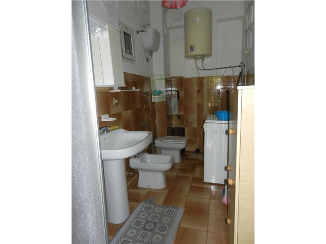 9d9ec00f-282b-4589-bb08-d252c47bab19.jpg